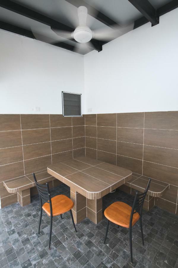 Ltl Guesthouse Johor Bahru Exterior foto